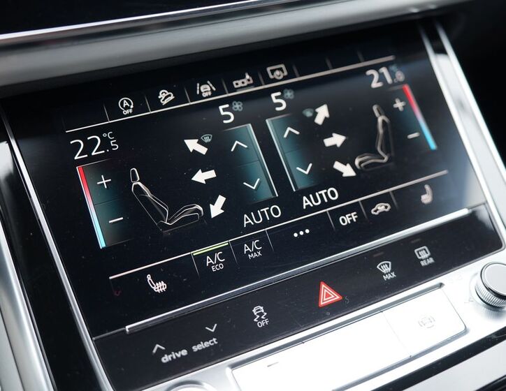 Audi Q8 40
