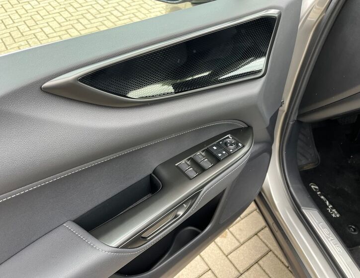 Lexus NX 350h 12