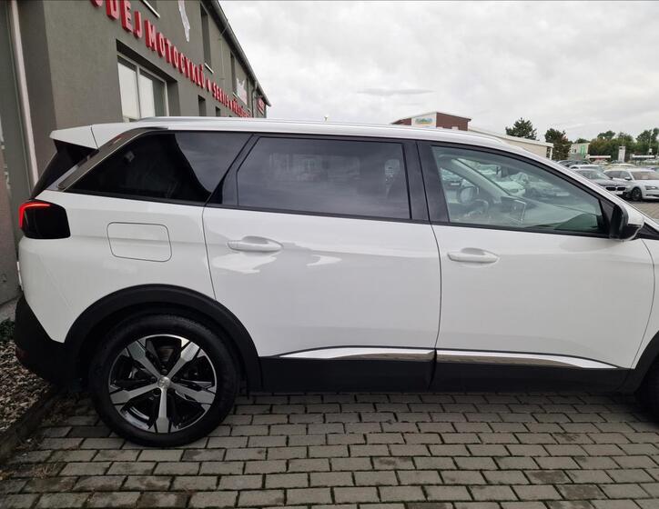 Peugeot 5008 40
