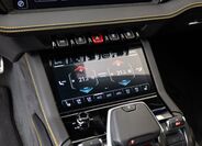 Lamborghini Urus 14