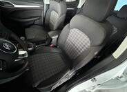 MG ZS 21