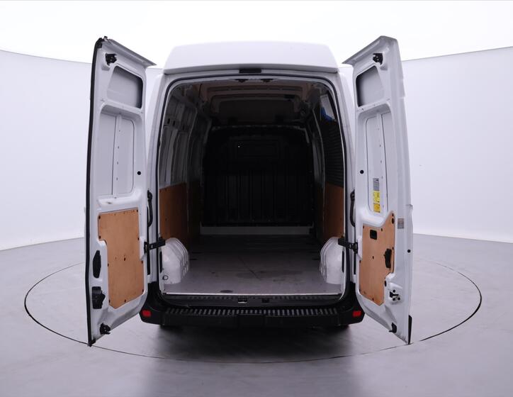 Renault Master 9
