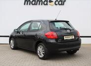 Toyota Auris 5