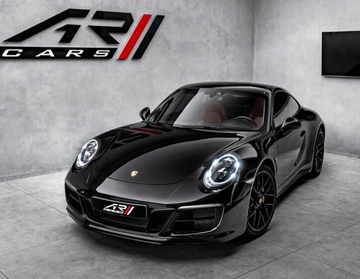 Porsche 911 8