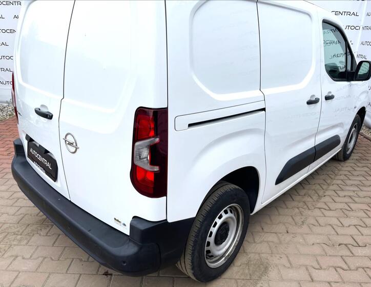 Opel Combo 9