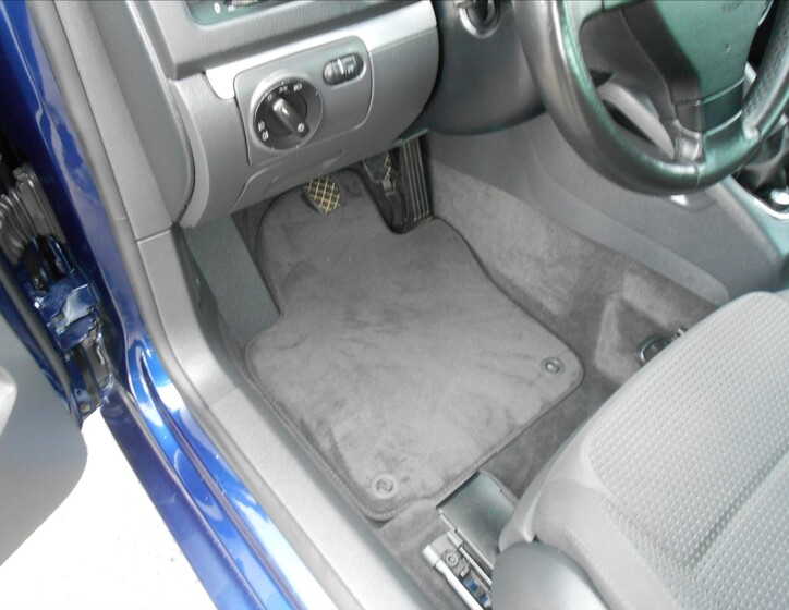 Volkswagen Jetta 9