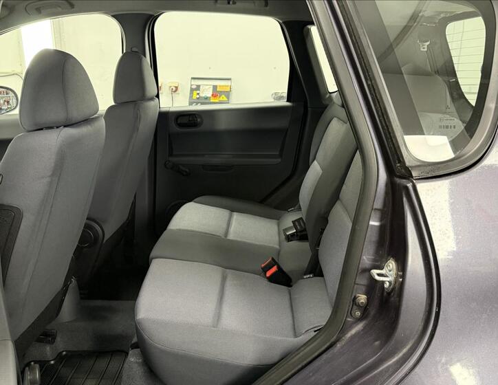 Mitsubishi Colt 9