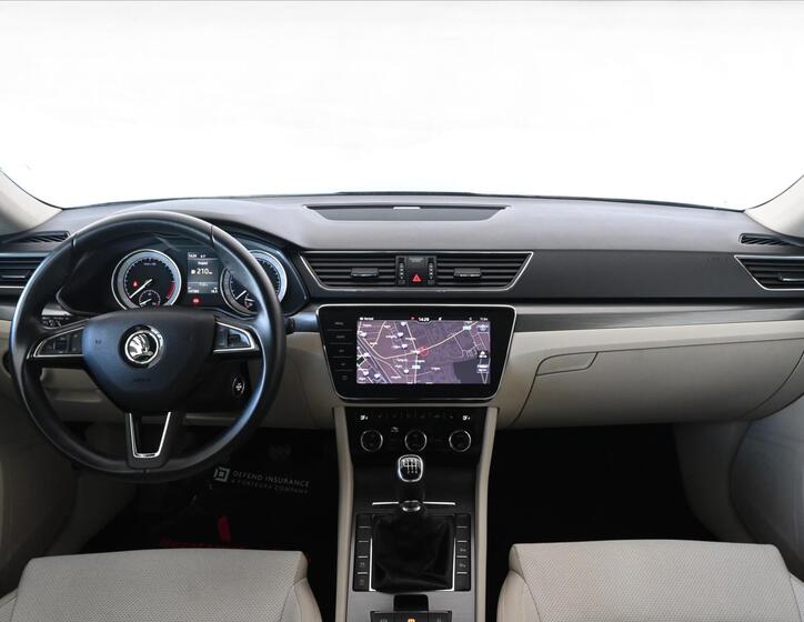Škoda Superb 11