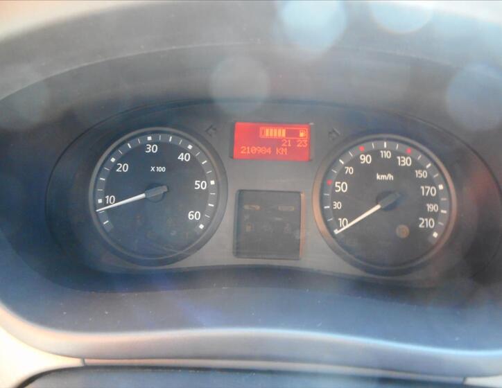 Renault Trafic 14