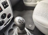 Dacia Logan 17