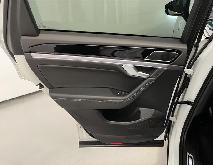 Volkswagen Touareg 27