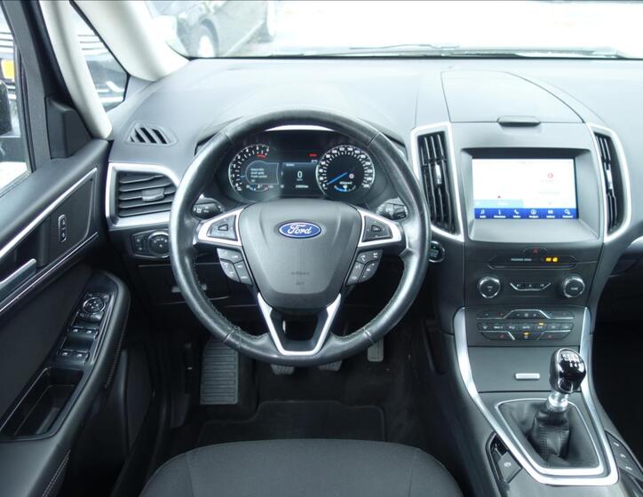 Ford Galaxy 24