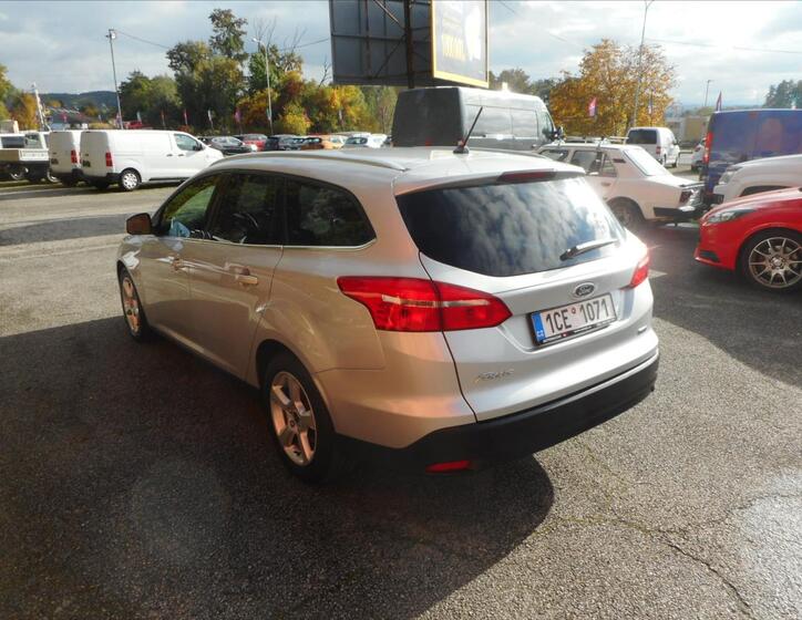 Ford Focus 7