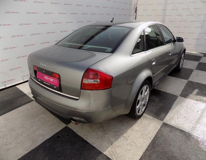 Audi S6 10
