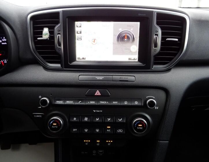 KIA Sportage 8