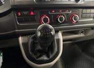 Volkswagen Transporter 9