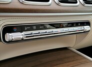 Mercedes-Benz GLS 10