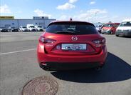 Mazda 3 4