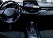 Toyota C-HR 11