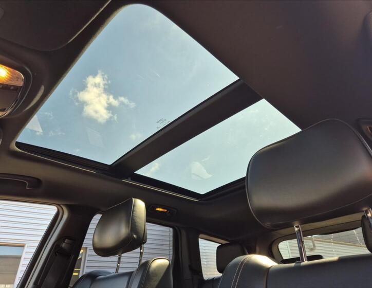 Jeep Grand Cherokee 14