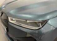 BMW iX 5
