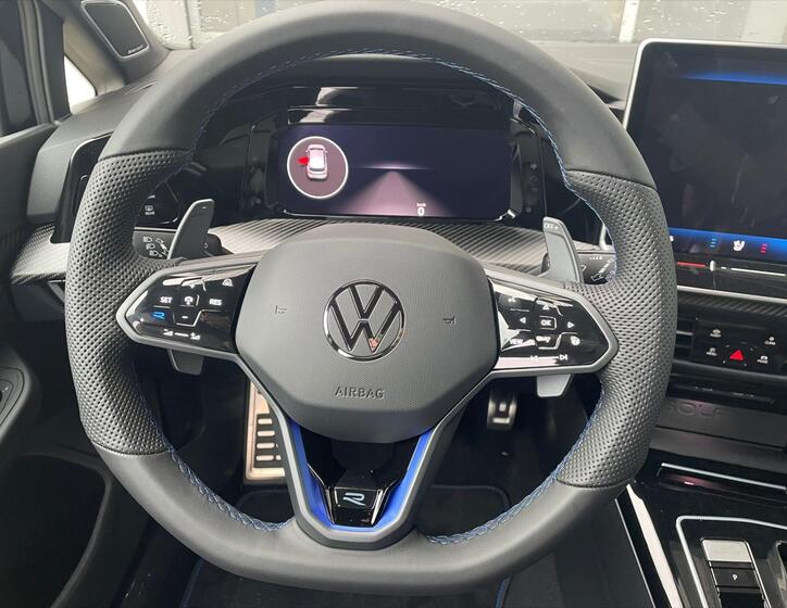 Volkswagen Golf 14