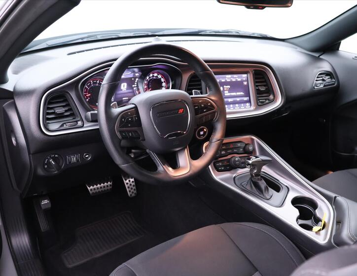 Dodge Challenger 30