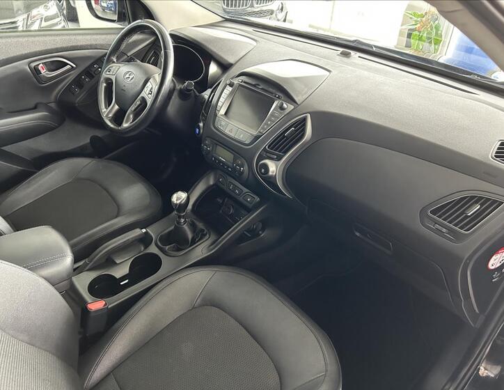 Hyundai ix35 9