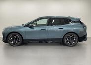 BMW iX 2