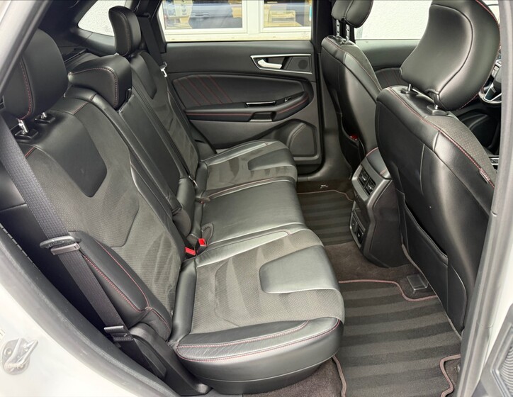 Ford Edge 26
