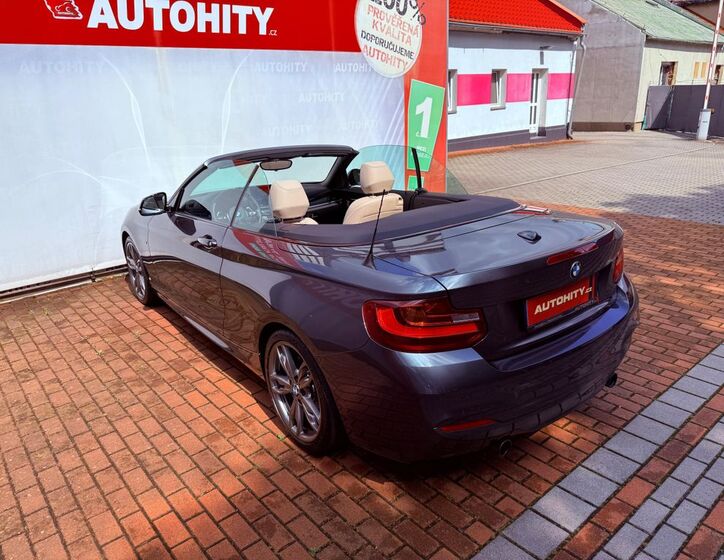 BMW Řada 2 11