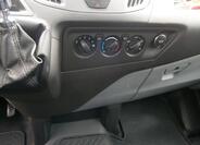 Ford Transit Custom 12