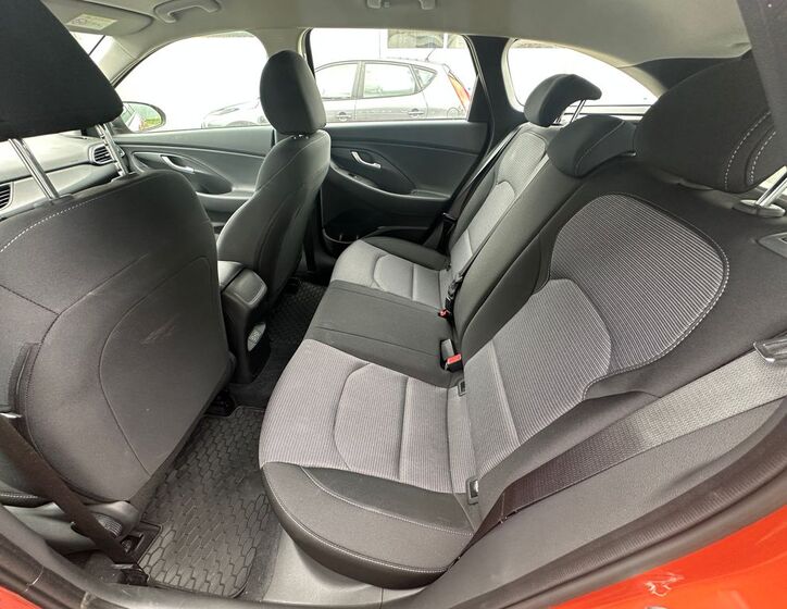 Hyundai i30 14