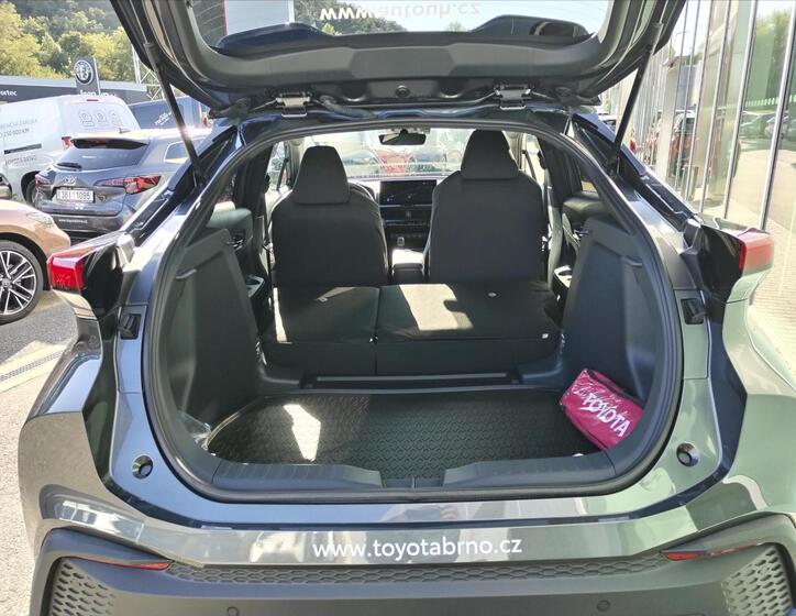 Toyota C-HR 8