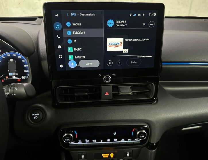 Toyota Yaris 13