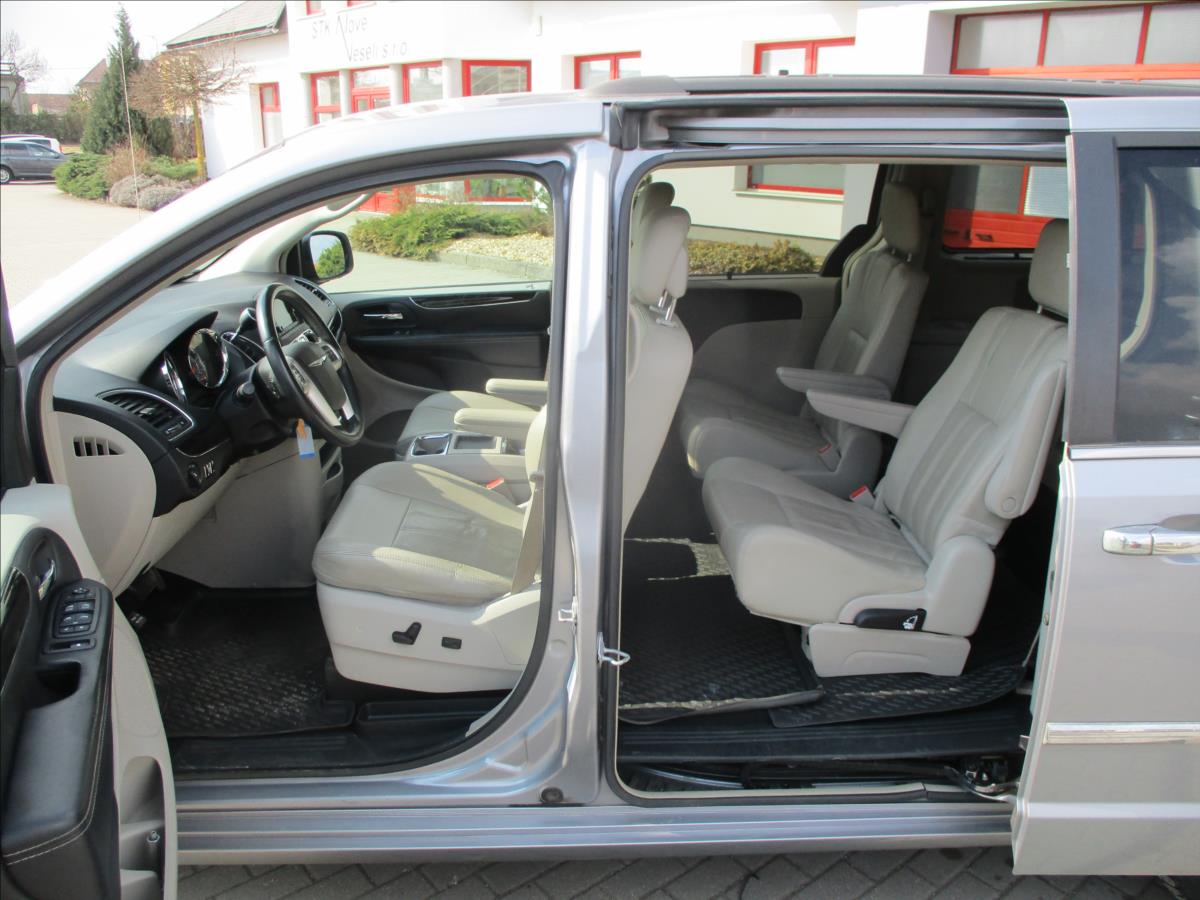 Chrysler Town & Country