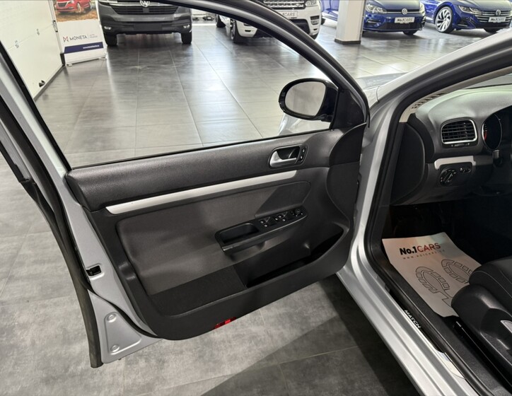 Volkswagen Golf 6