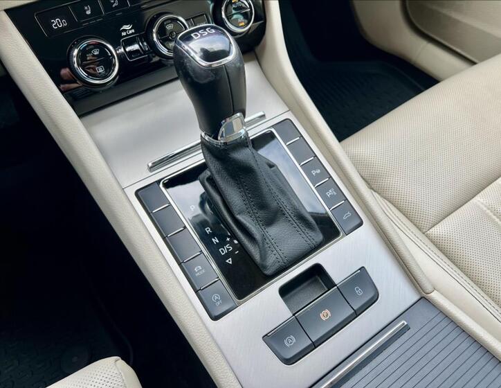 Škoda Superb 42