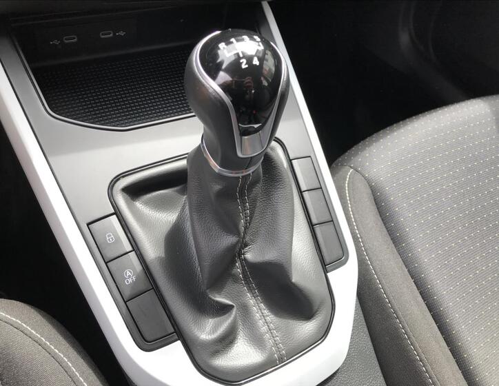 Seat Arona 13