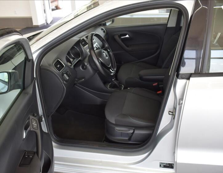 Volkswagen Polo 6