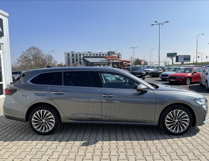 Škoda Superb 7