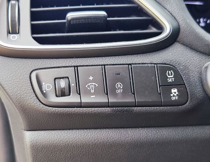 Hyundai i30 22