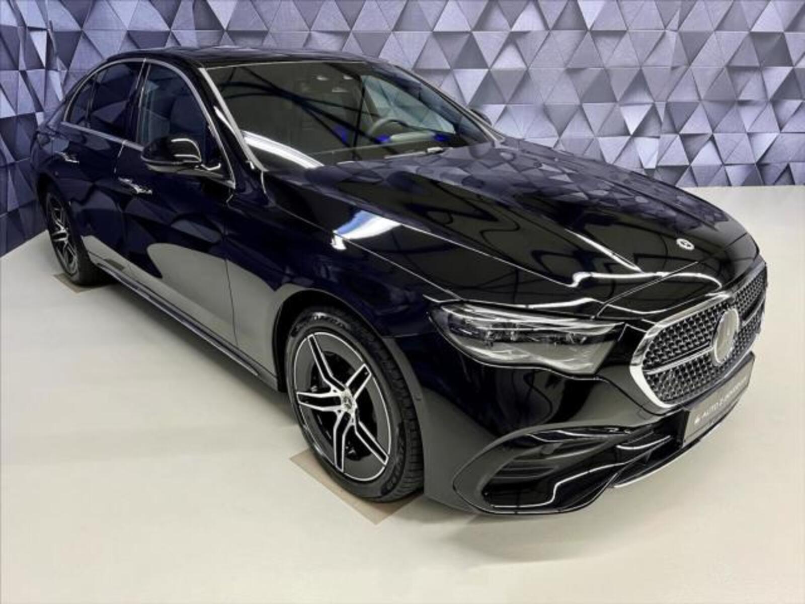 Mercedes-Benz Třídy E 3