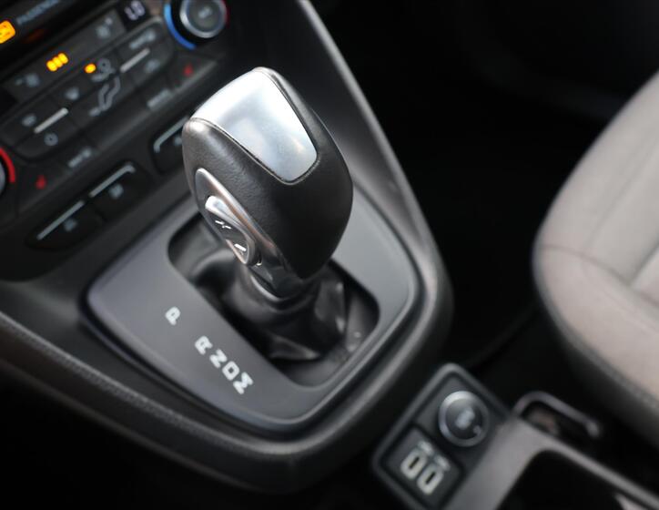 Ford Tourneo Connect 32