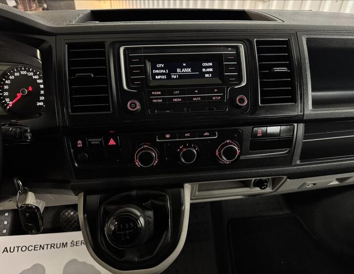 Volkswagen Transporter 19