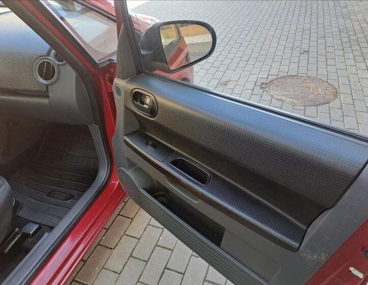 Mitsubishi Colt 36