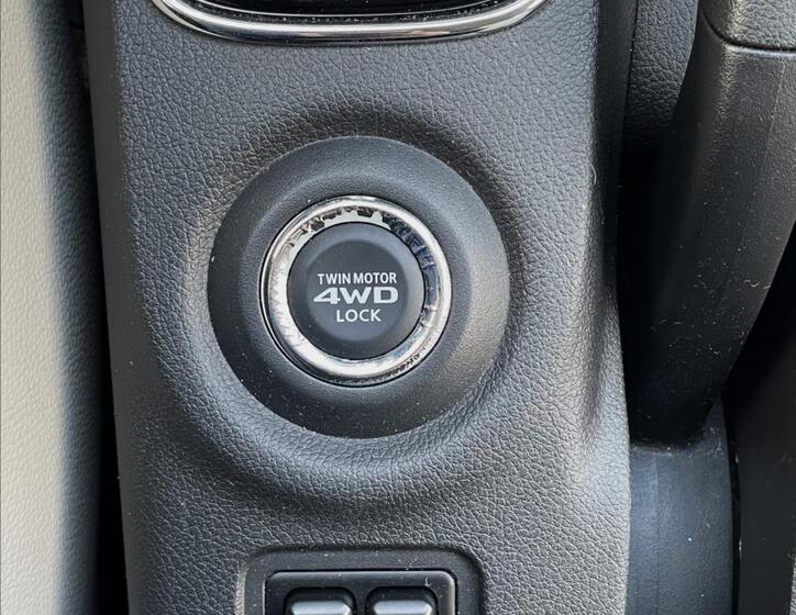 Mitsubishi Outlander 29