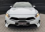 KIA Ceed 4