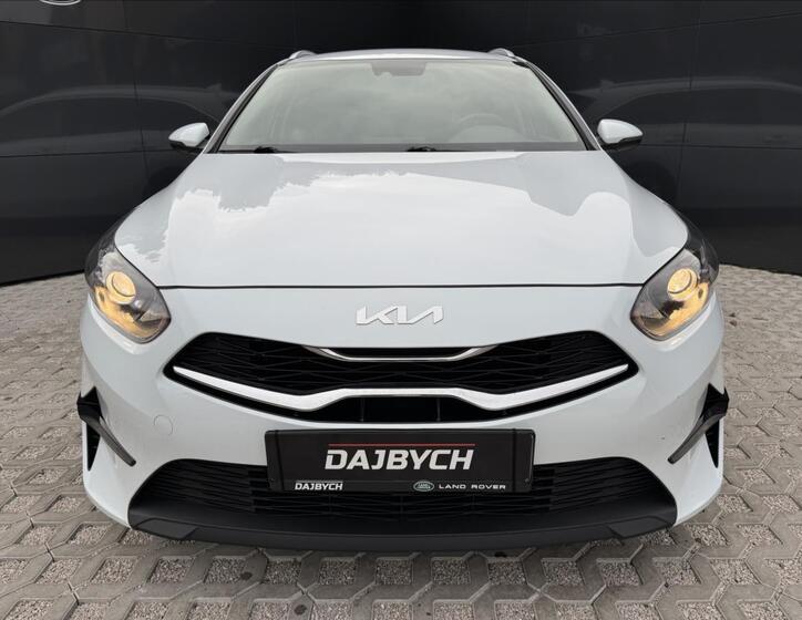 KIA Ceed 4