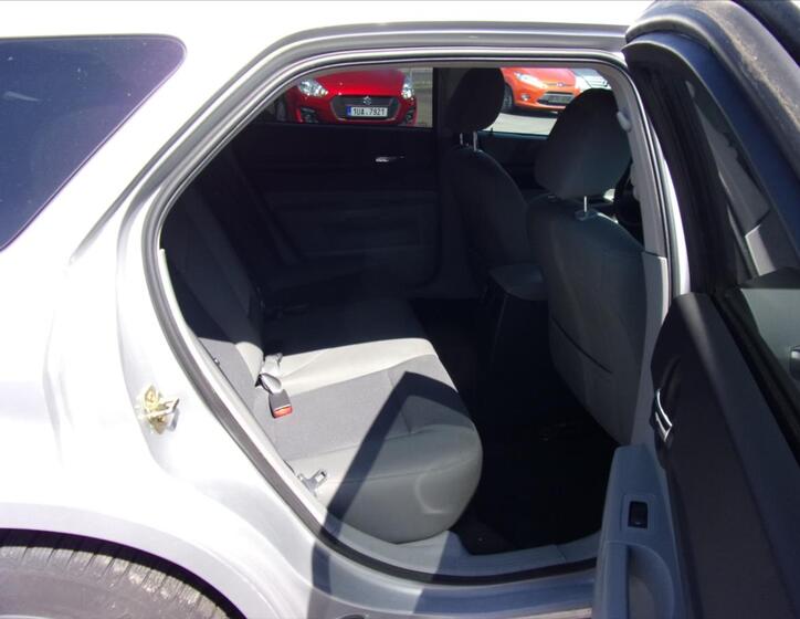 Dodge Magnum 10